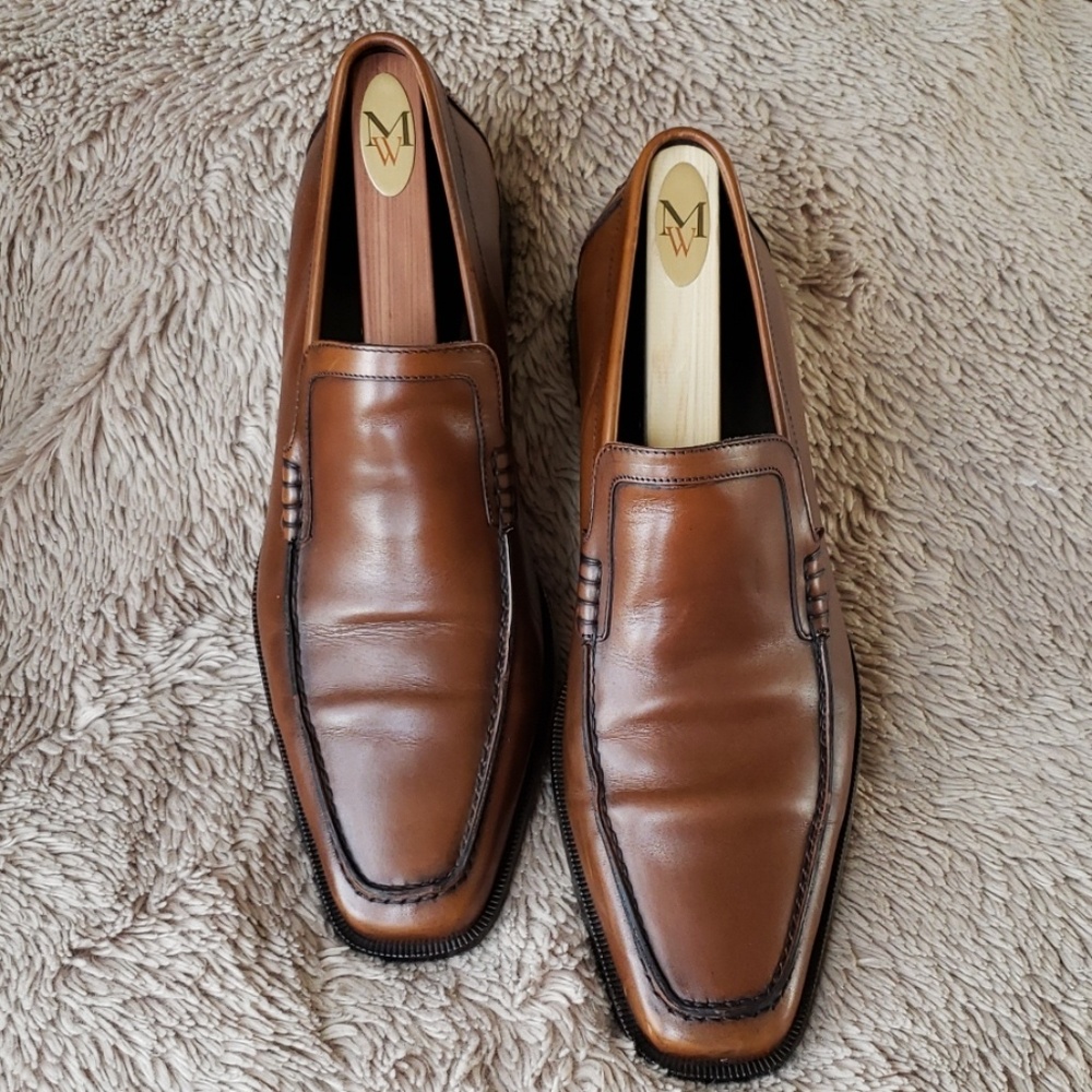 Donald J Pliner - men's dress shoes